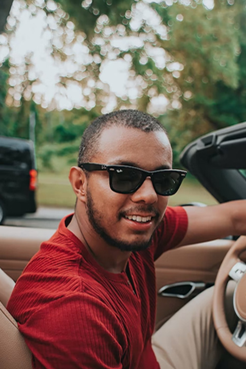 Commercial and luxury car Chauffeur New York